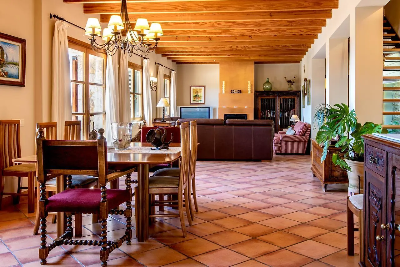Villa Es Pinar By Homevillas360 Alaro